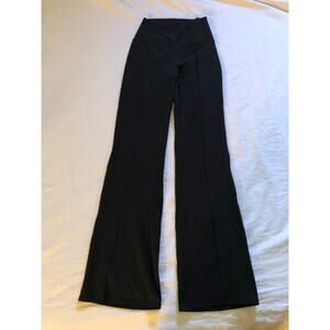 Yogalicious Lux Mia Flare black leggings Size Small